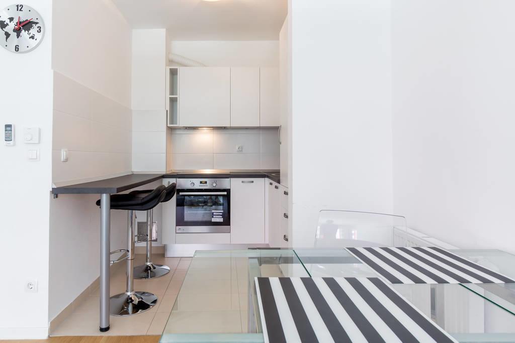 Flexible Selfcheckins 9 - Zagreb - Garage - Electric Vehicle Ccharger - Loggia - New - Apartments Repinc 9 المظهر الخارجي الصورة